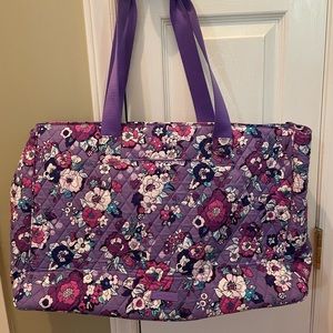 Large Vera Bradley bag